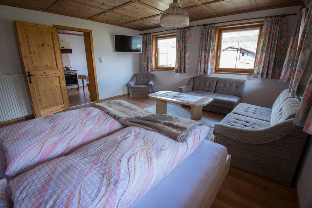 Ferienwohnungen Wolf Holzgau Kültér fotó